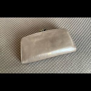 🟠$35🟠 HOBO wallet Vintage Look